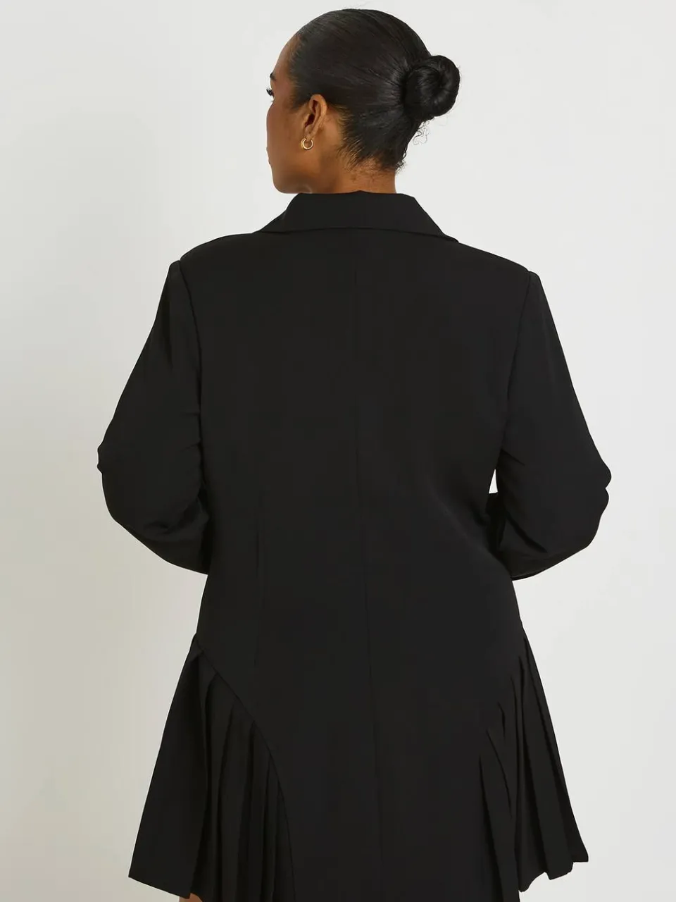 boohoo Dames Plus Plisse Rok Blazer Jurk Met Knoopsluiting zwart, foto 2