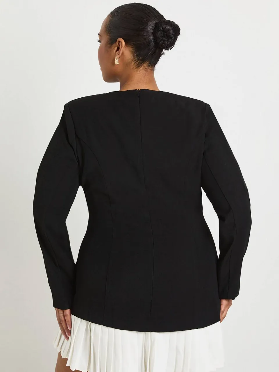 boohoo Dames Plus op maat gemaakte geplooide zoom gestructureerde mini-jurk zwart, foto 2