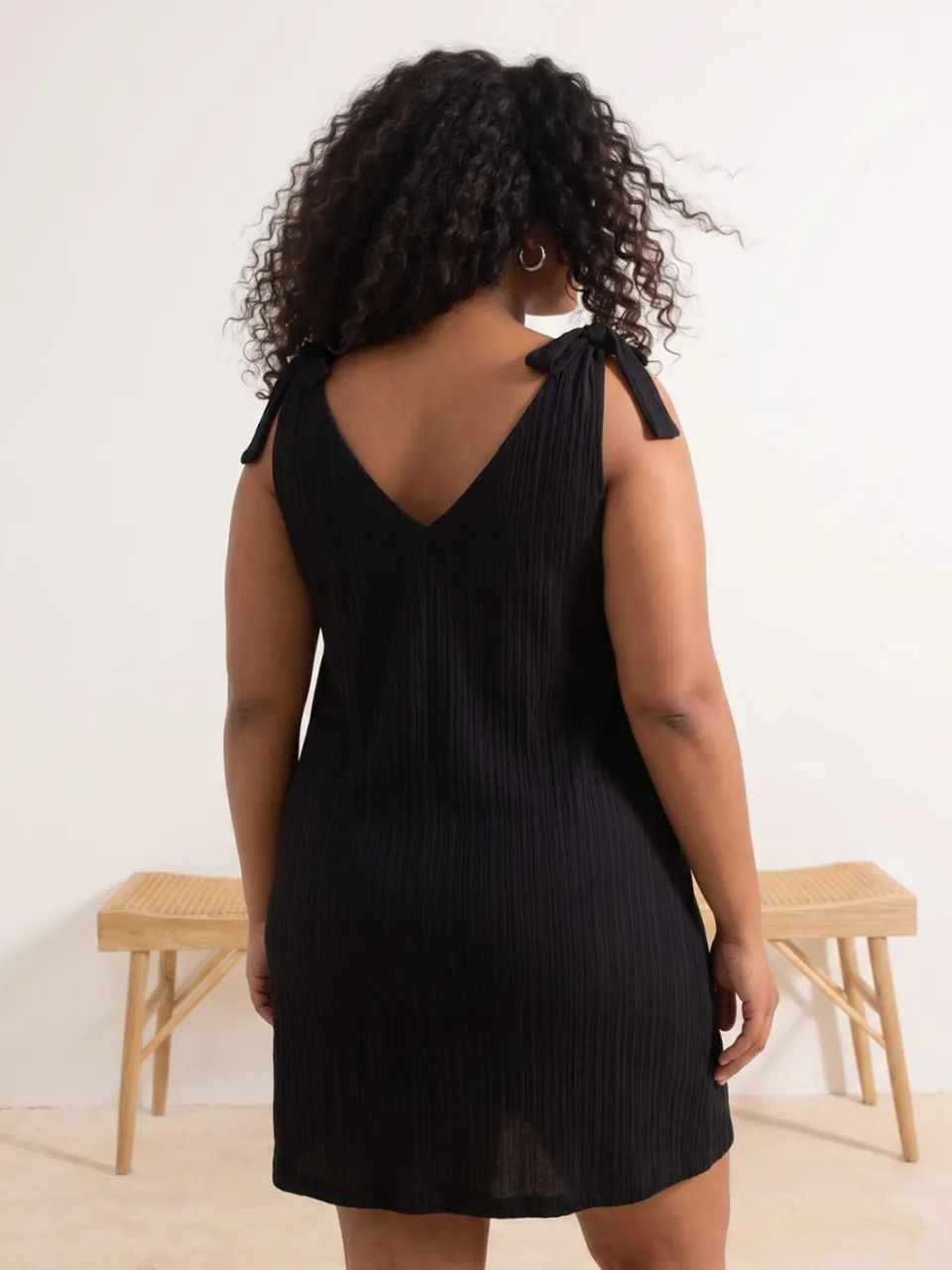 Trendyol Curve Dames Zwart Effen Kort / Mini Mouwloos Strandkleding Recht Grote maten Jurk, foto 2