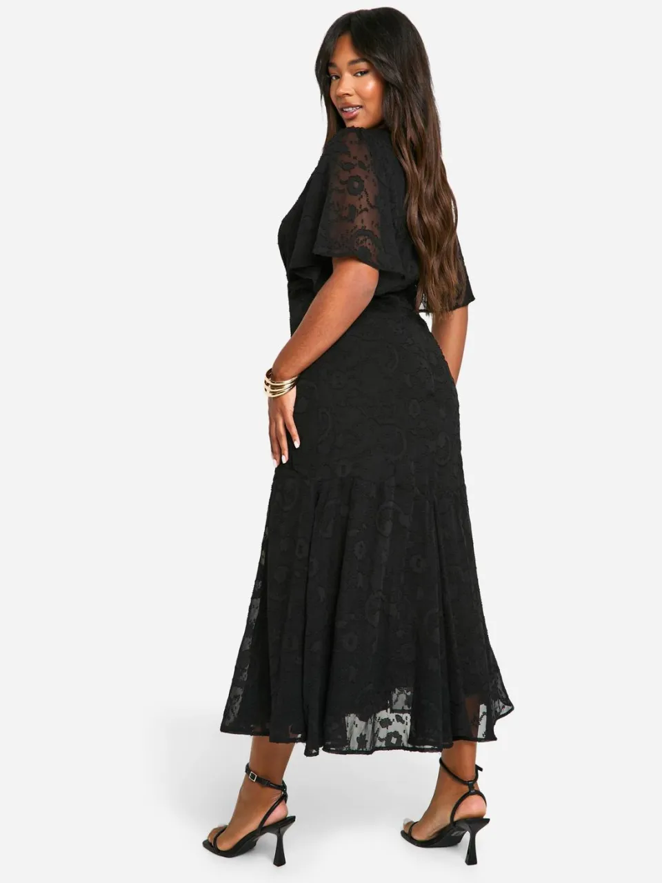 boohoo Dames Plus Jacquard Bloemen Angel Mouw Midaxi-jurk zwart, foto 2