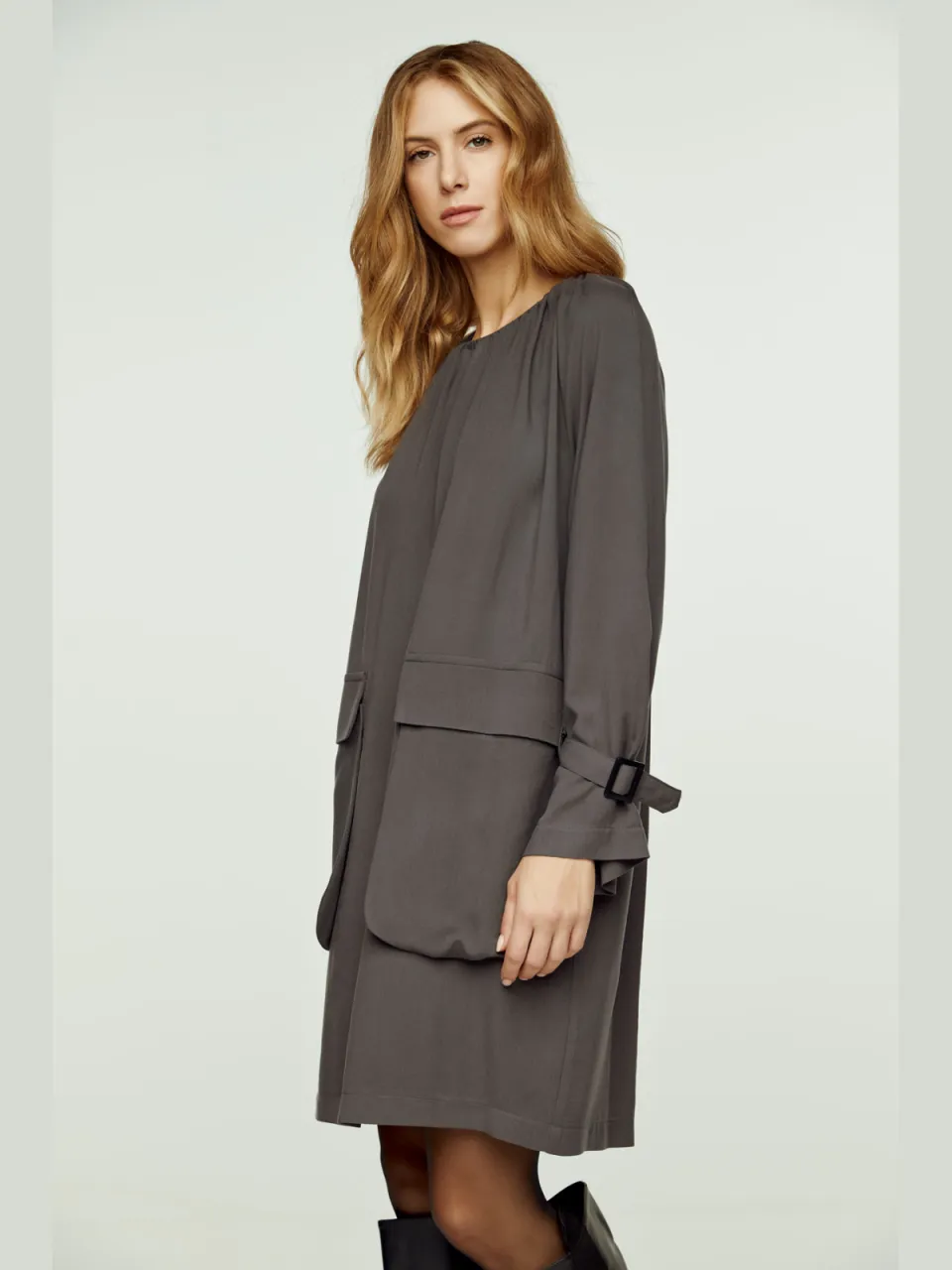 Conquista Donkergrijze Tencel jurk met zakdetail donkergrijs, foto 2