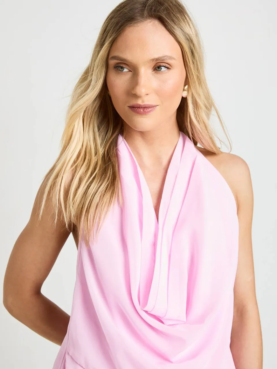 boohoo Dames Petite Chiffon Halternek Mini Jurk Met Gelaagde Zoom pastelroze, foto 4