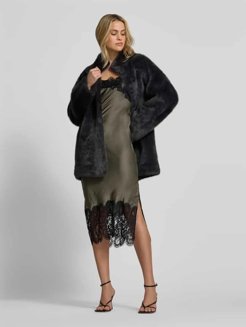 Iro Kokerjurk met kant model 'NEREID' kaki, foto 3