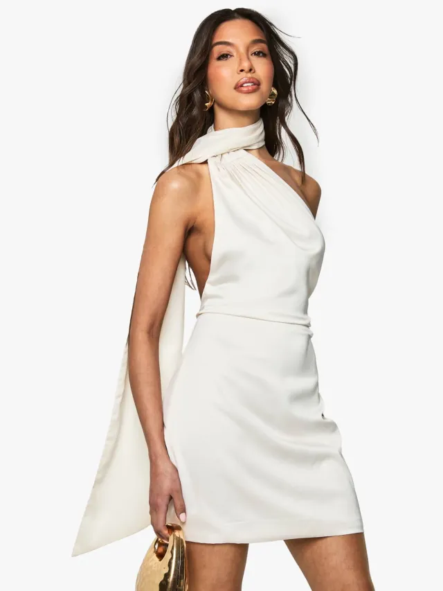 boohoo Dames Premium satijnen mini-jurk met sjaaldetails Crème