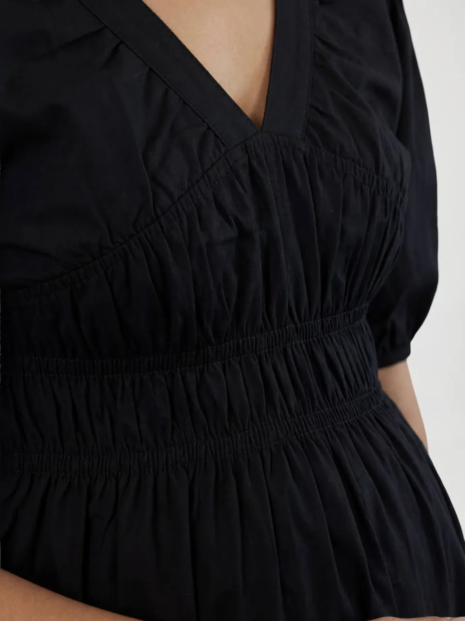 boohoo Dames Zwangerschaps Maxi Jurk Met Pofmouwen Van Poplin zwart, foto 2