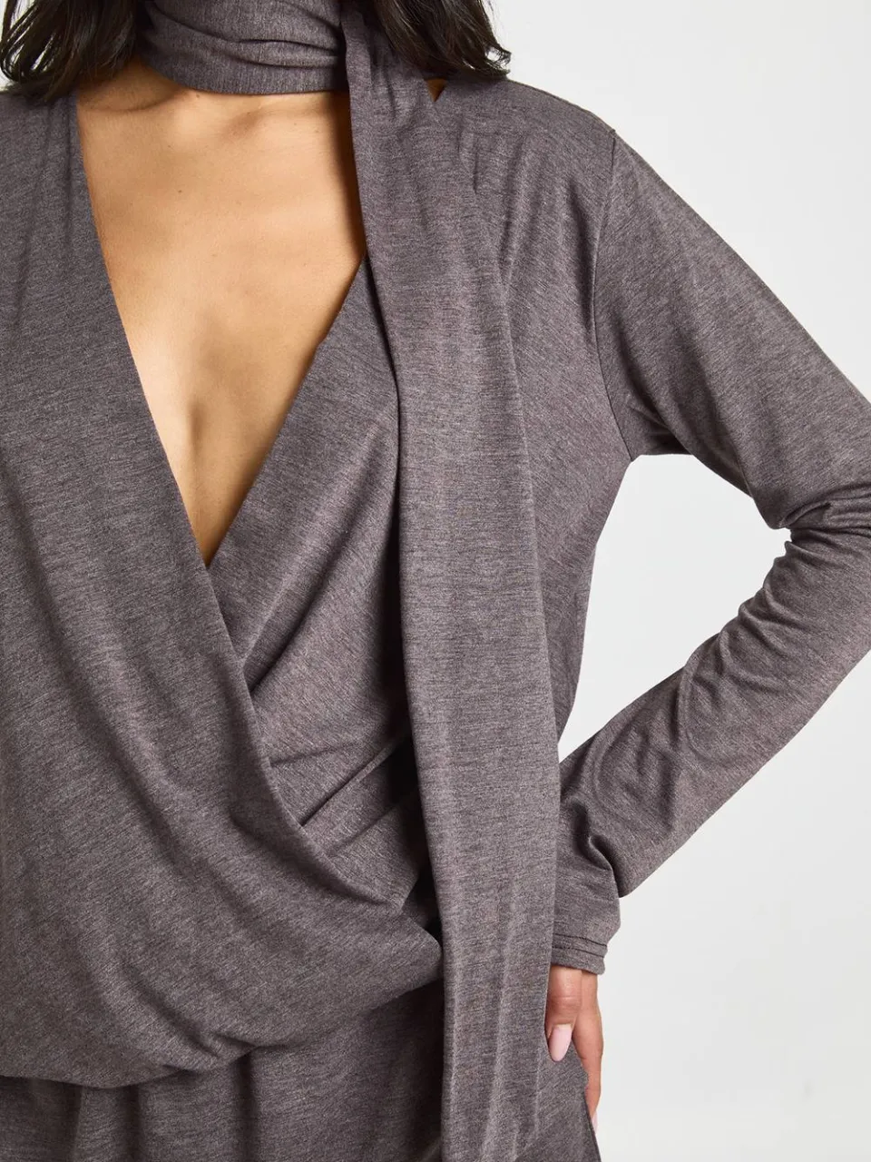 boohoo Dames Marl Sjaal Detail Wikkel Skater Jurk koffie, foto 4