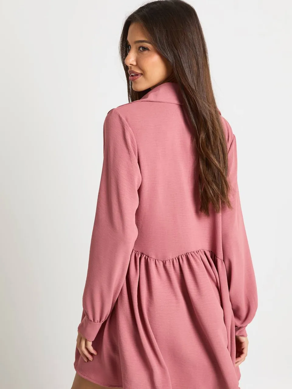 boohoo Dames Gehamerde smockjurk met volumemouwen roos, foto 3