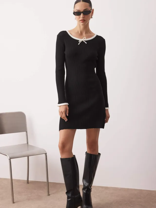 Trendyol TRENDYOLMİLLA Dames Zwart Effen Extra Kort / Super Mini Lang Casual Bodycon Jurken