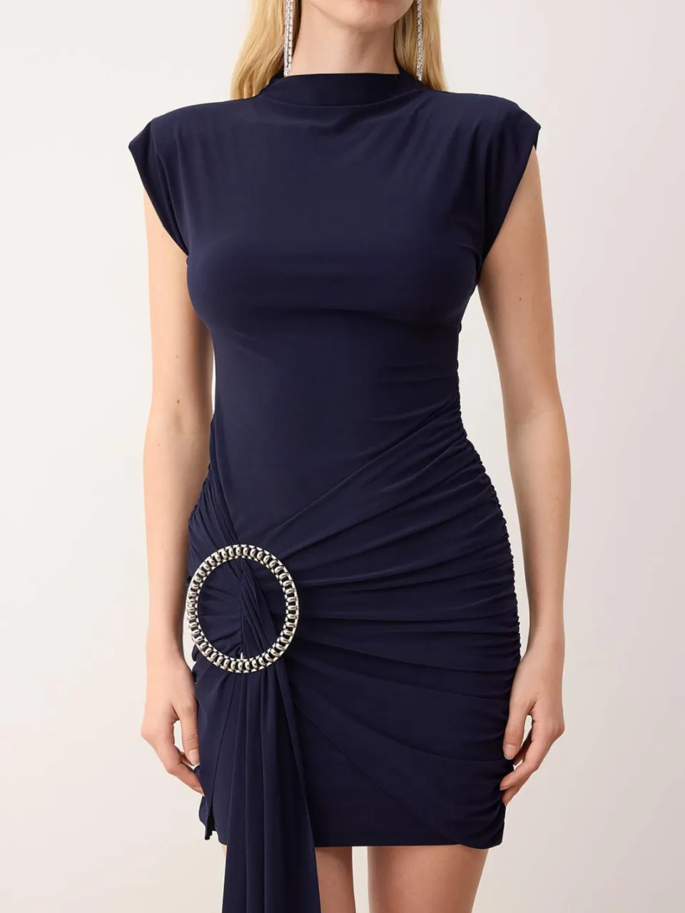 Trendyol TRENDYOLMİLLA Dames Donkerblauw Effen Kort / Mini Mouwloos Stijlvol/Avond Bodycon Jurken marineblauw/blauw, foto 2