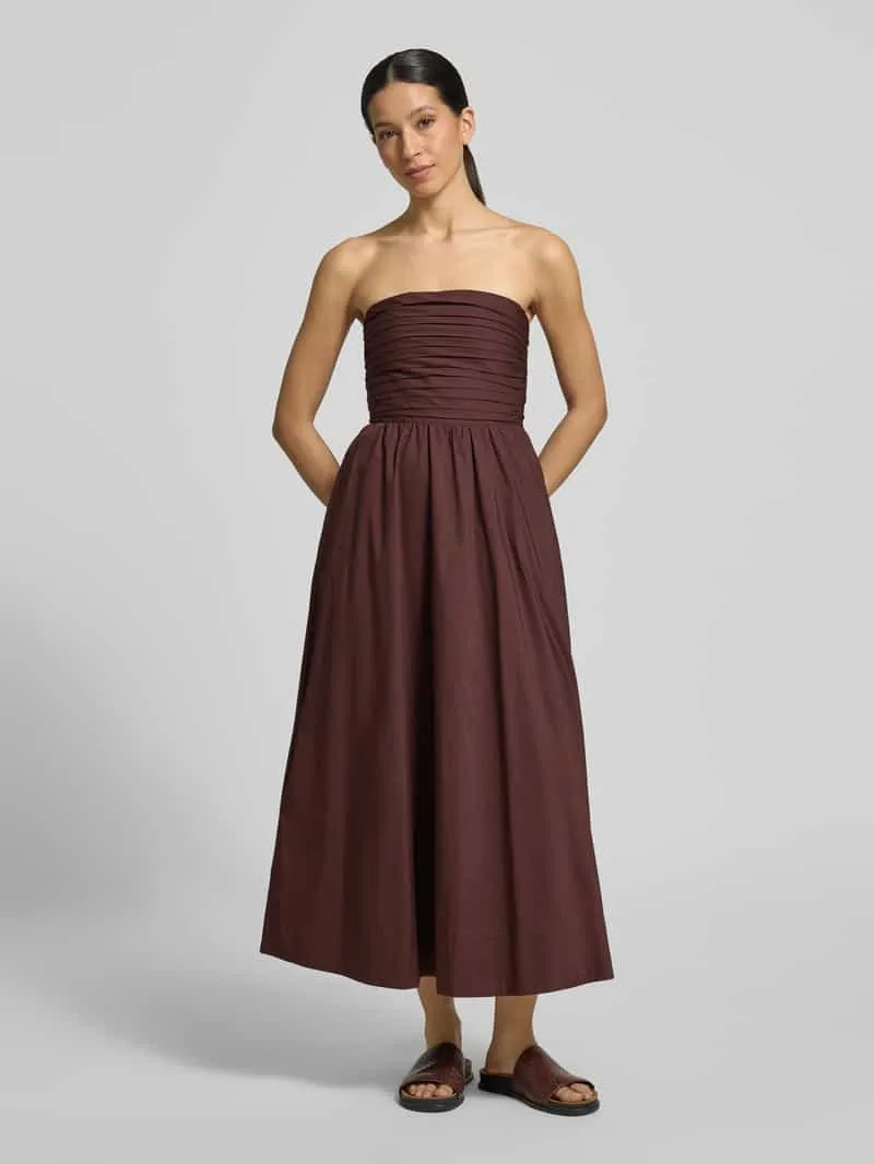 Forever New midi-jurk in off-shoulder-look model 'Matisse Ruched' Chocoladebruin