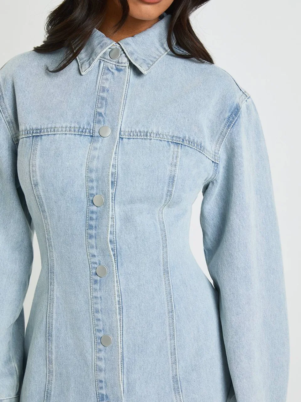 boohoo Dames Petite Denim Jurk Met Lange Mouwen En Getailleerde Taille, foto 4