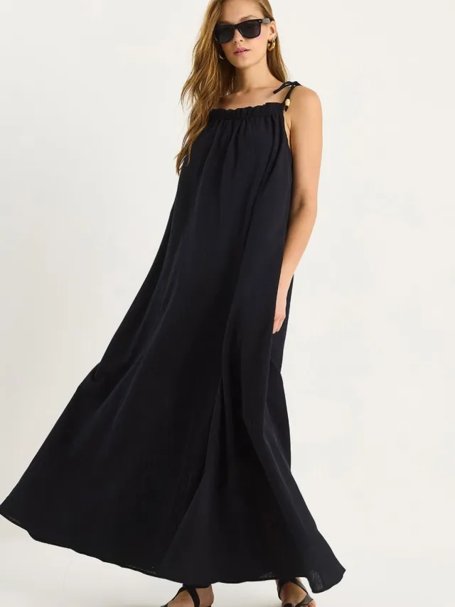 Bianco Lucci Maxi-jurk met Ruffles Detail Zwart