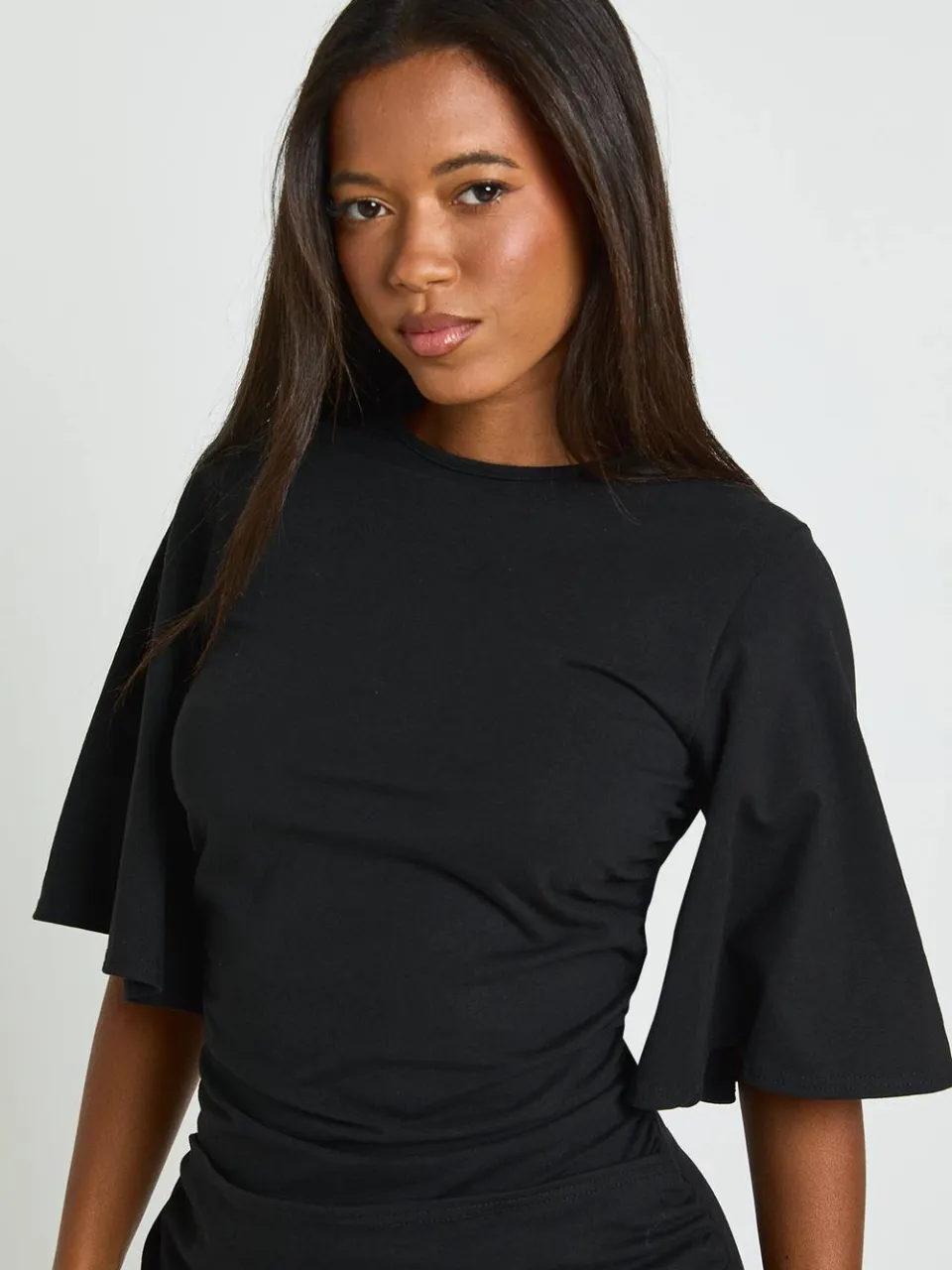 boohoo Dames Cape Draperie Detail Midaxi T-shirt Jurk zwart, foto 3