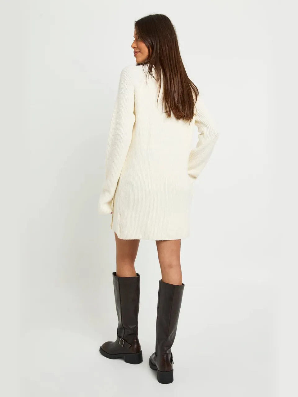 boohoo Dames Knoopdetail gebreide mini-jurk crème, foto 2