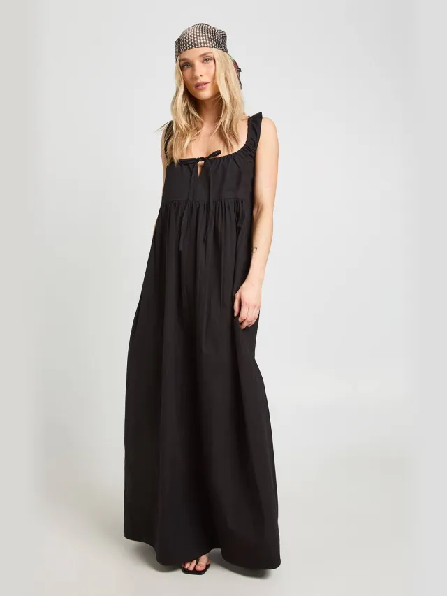 boohoo Dames Petite Maxi Smock Jurk Met Strikdetail Aan De Voorkant Zwart