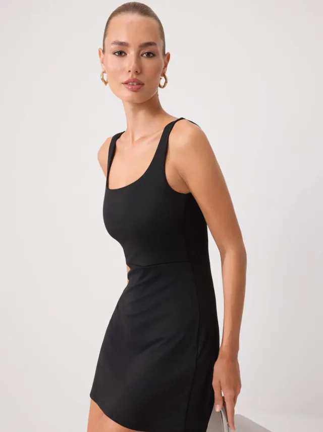 Trendyol TRENDYOLMİLLA Dames Zwart Effen Kort / Mini Mouwloos Skater Jurken