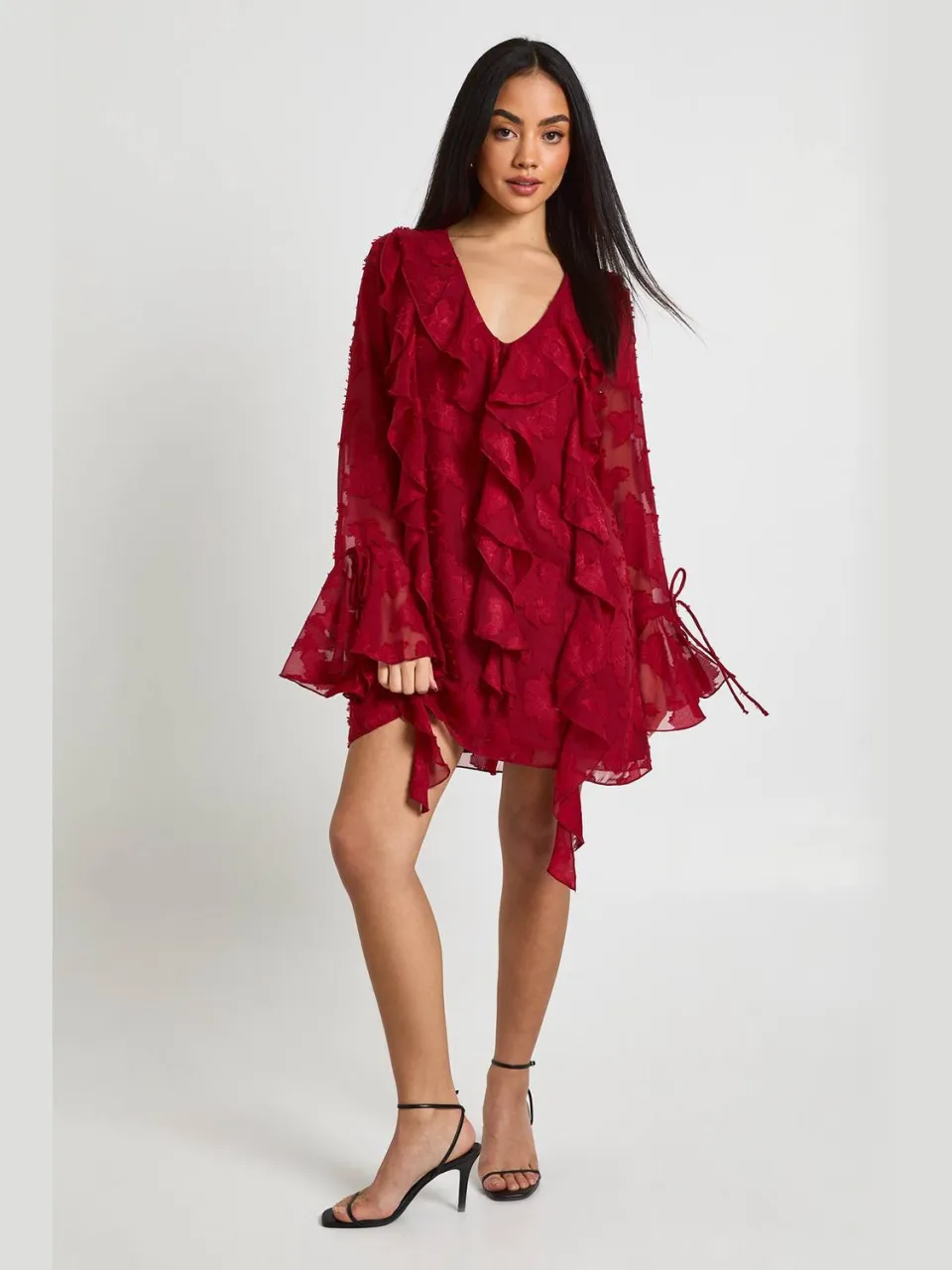 boohoo Dames Burnout Bloemenprint Ruffle Shift Jurk merlot, foto 3