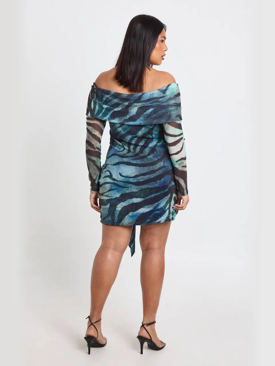 boohoo Dames Plus Dierenprint Bardot Mini Jurk Met Strikdetail blauw, foto 2