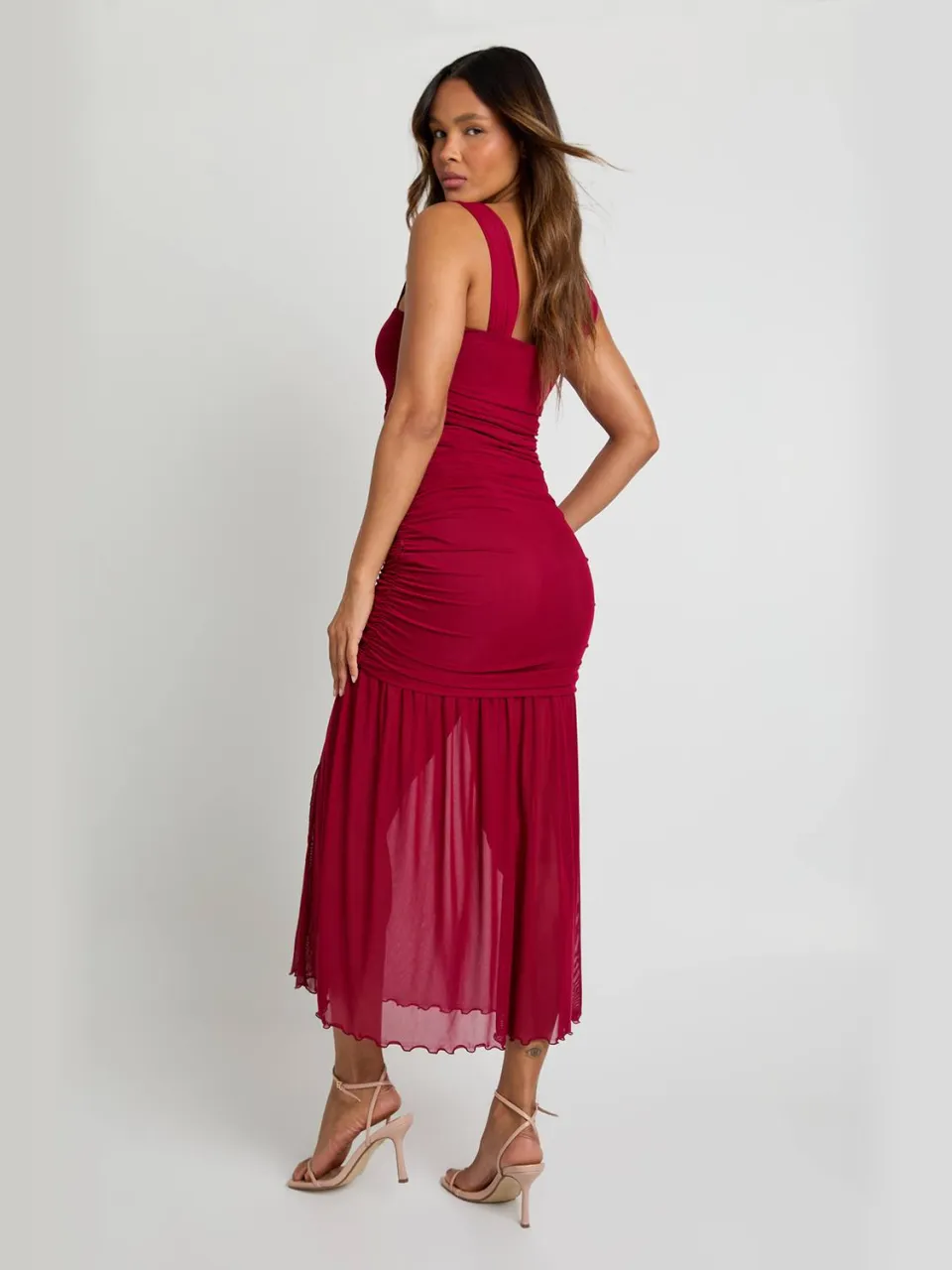 boohoo Dames Mesh Vierkante Halslijn Drop Waist Midaxi Jurk bordeaux rood, foto 2
