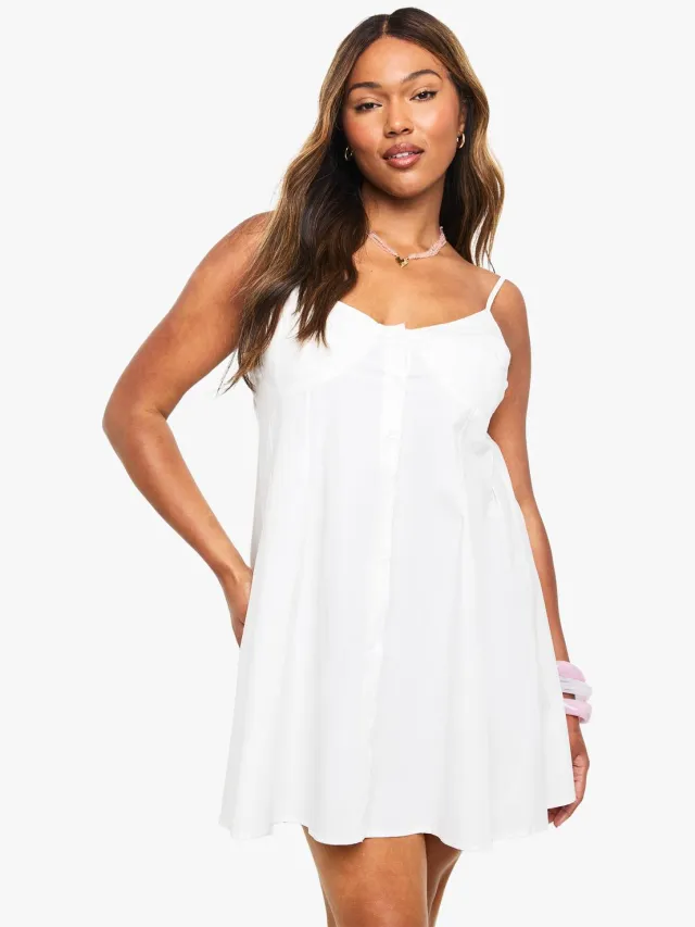 boohoo Dames PLUS BUTTON DOWN SMOCK JURK Wit