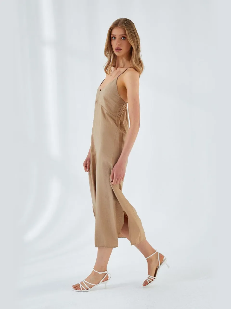 Mixray V-hals Split Midi-jurk beige, foto 2