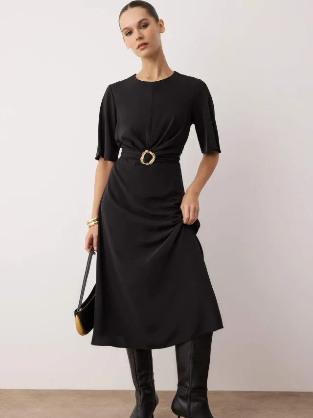 Trendyol TRENDYOLMİLLA Dames Zwart Effen Maxi Kort Avond / Dagelijks Skater Jurken