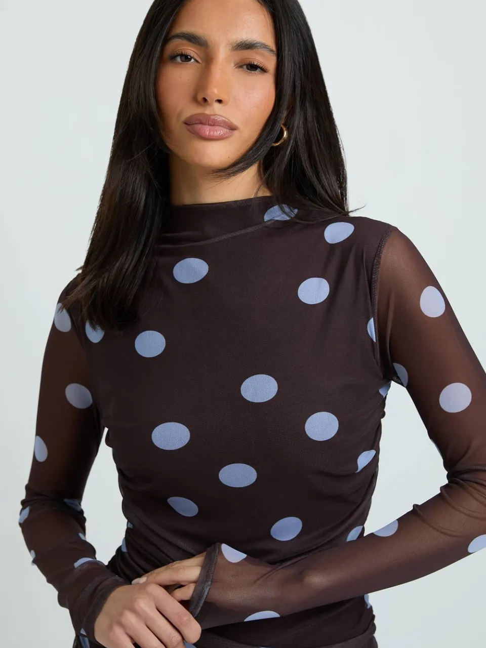boohoo Dames Maxi-jurk Met Ton-sur-ton Polkadots En Gerimpelde Bovenkant chocoladebruin, foto 4