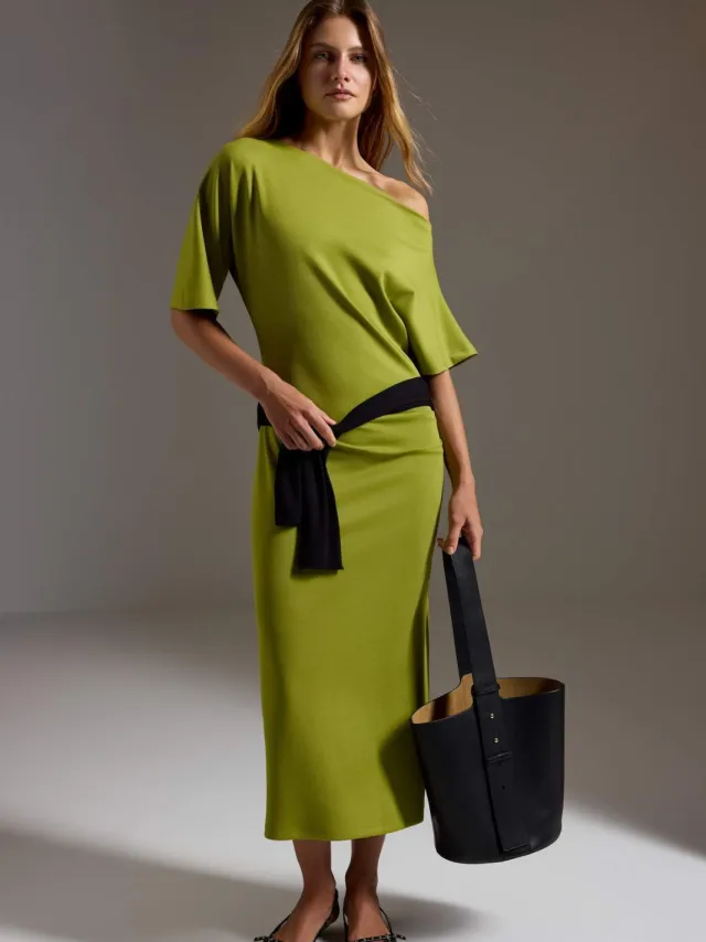 Trendyol TRENDYOLMİLLA Dames Groen Effen Midi Kort A-lijn Jurken