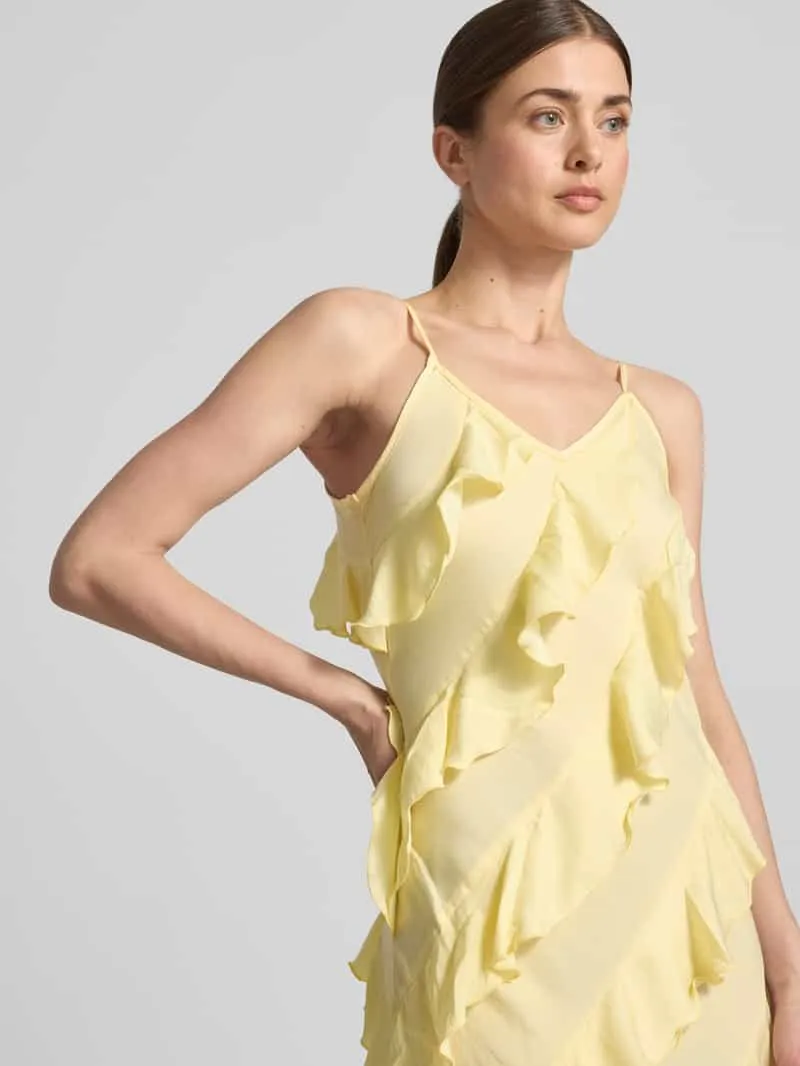 Vero Moda Nauwsluitende maxi-jurk met ruches model 'ICELYN' lichtgeel, foto 4