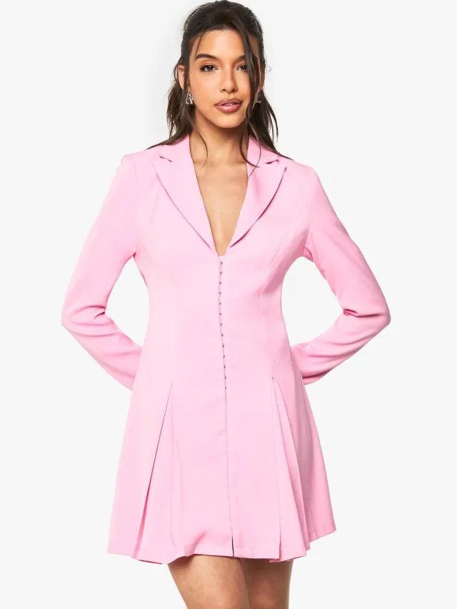 boohoo Dames Maatgemaakte blazerjurk met haak- en oogdetail en getailleerde taille Roze