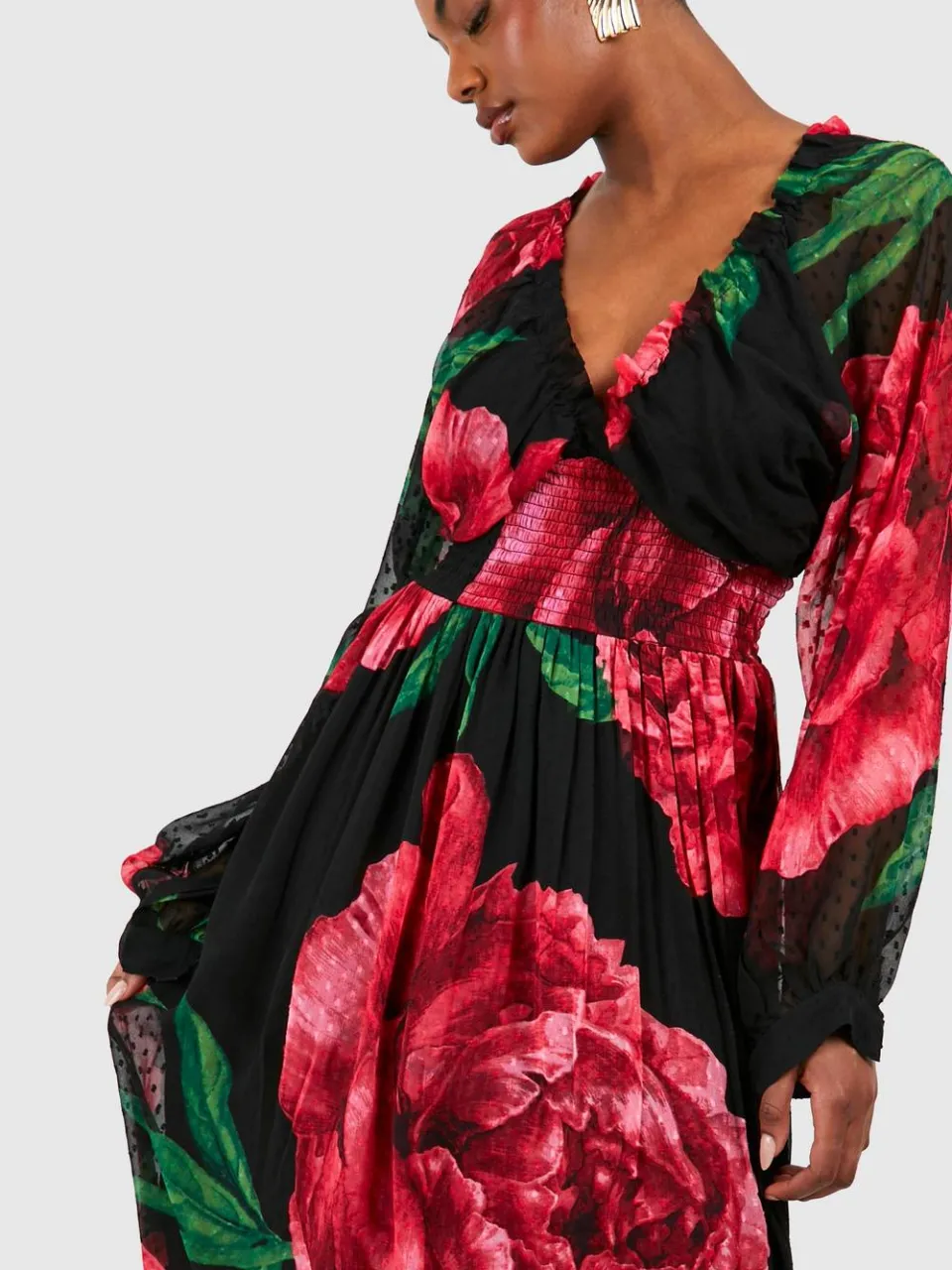boohoo Dames Lange Bloemenprint Dobby Geplooide Maxi-Jurk zwart, foto 4