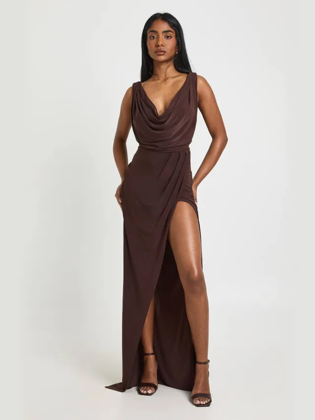 boohoo Dames Tall Slinky Gerimpelde Wikkel Maxi Jurk Espresso