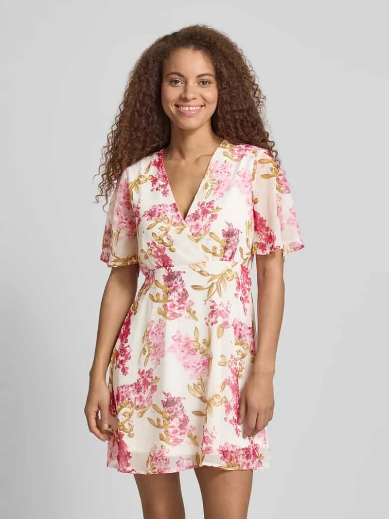 Only mini-jurk van crêpe-chiffon model 'STAR-SUA' Wit