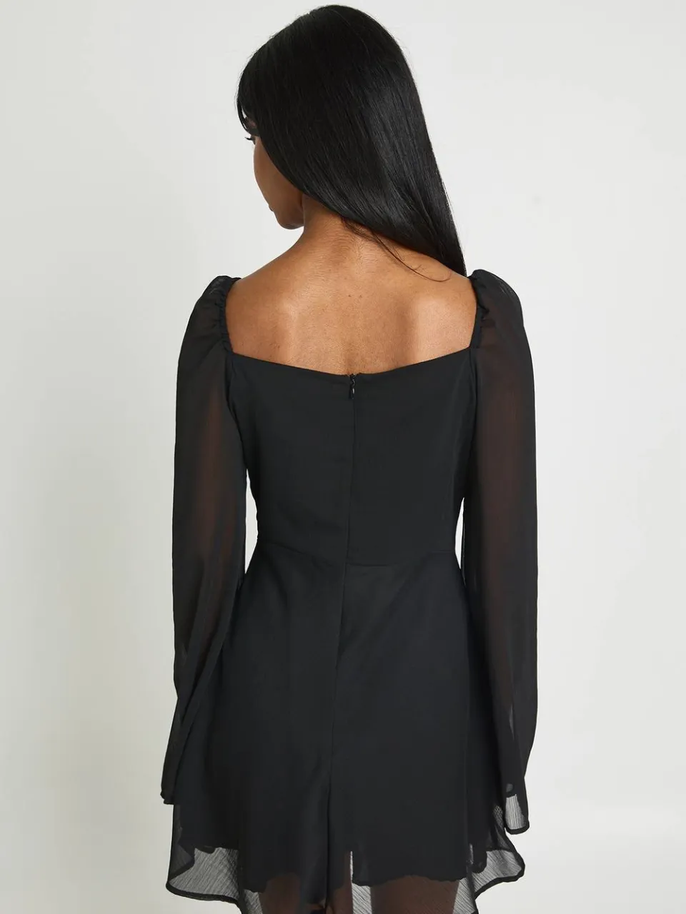 boohoo Dames Chiffon Mini Jurk Met Uitlopende Mouwen zwart, foto 2