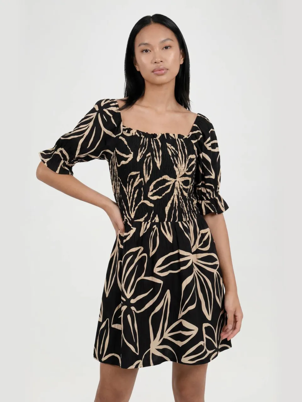 boohoo Dames Mini Jurk Met Bloemenprint En Volumemouwen zwart, foto 4