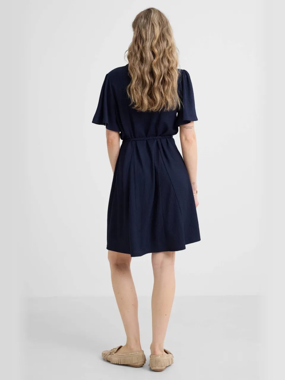 Anytime jurk met textuur en ceintuur donkerblauw, foto 3