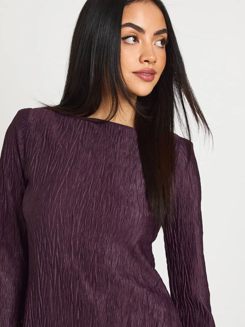 boohoo Dames Getextureerde Wijduitlopende Mouw Shift Jurk pruim, foto 3