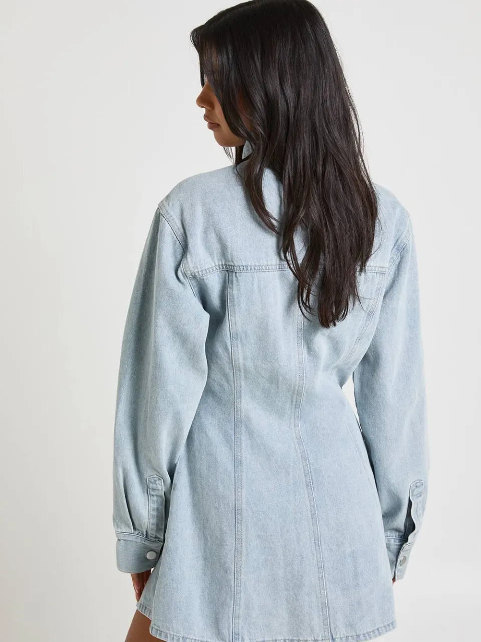 boohoo Dames Lange Mouw Denim Jurk met Getailleerde Taille, foto 2