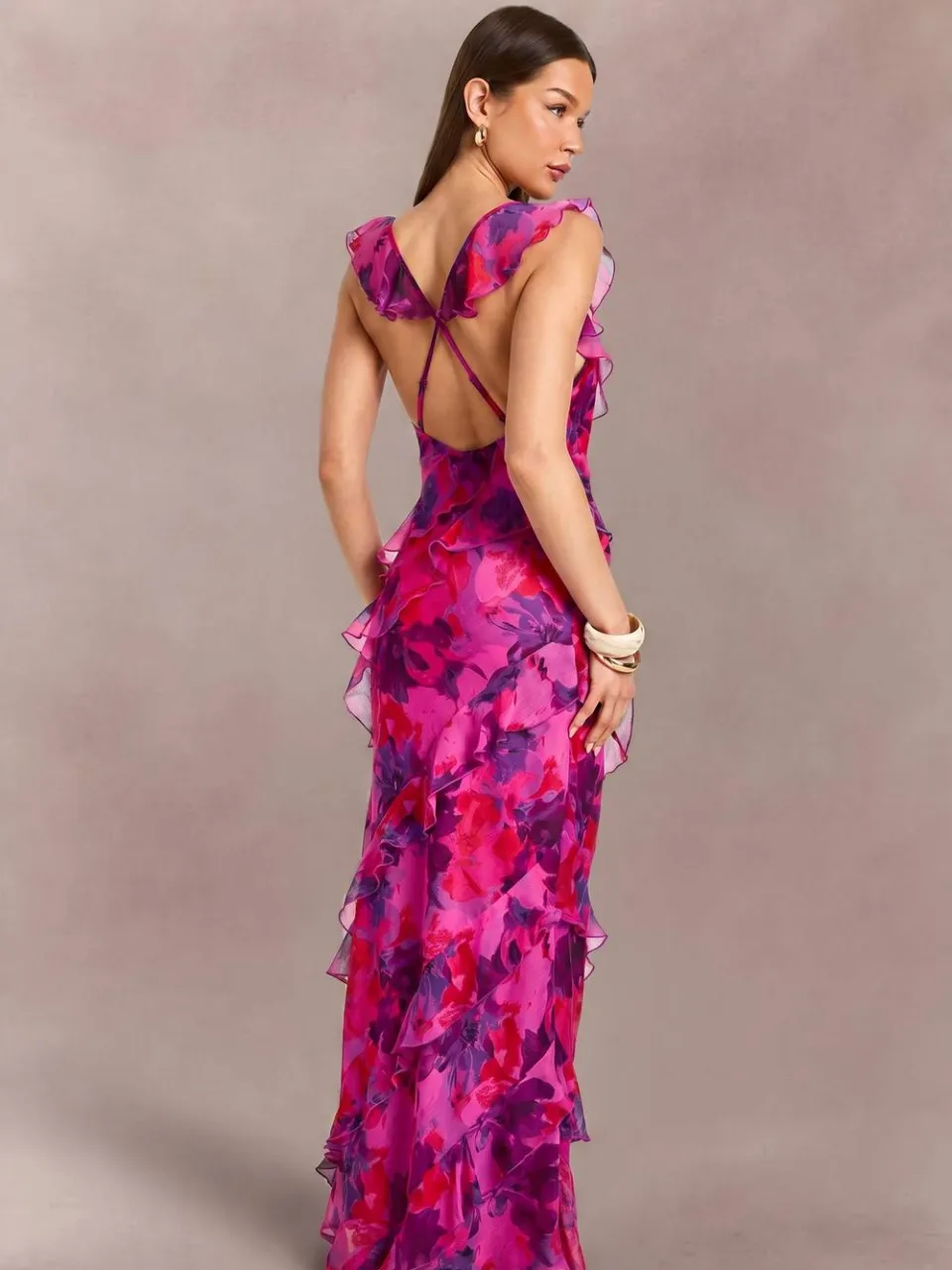 boohoo Dames Chiffon Maxi Jurk Met Ruches Detail, Open Rug En Bloemenprint felroze, foto 2
