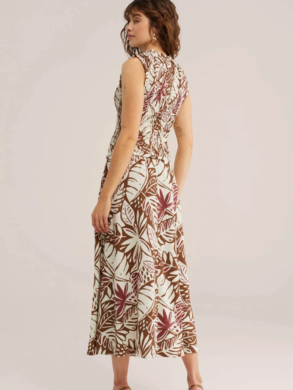 WE Fashion midi jurk met print - bruin, foto 3