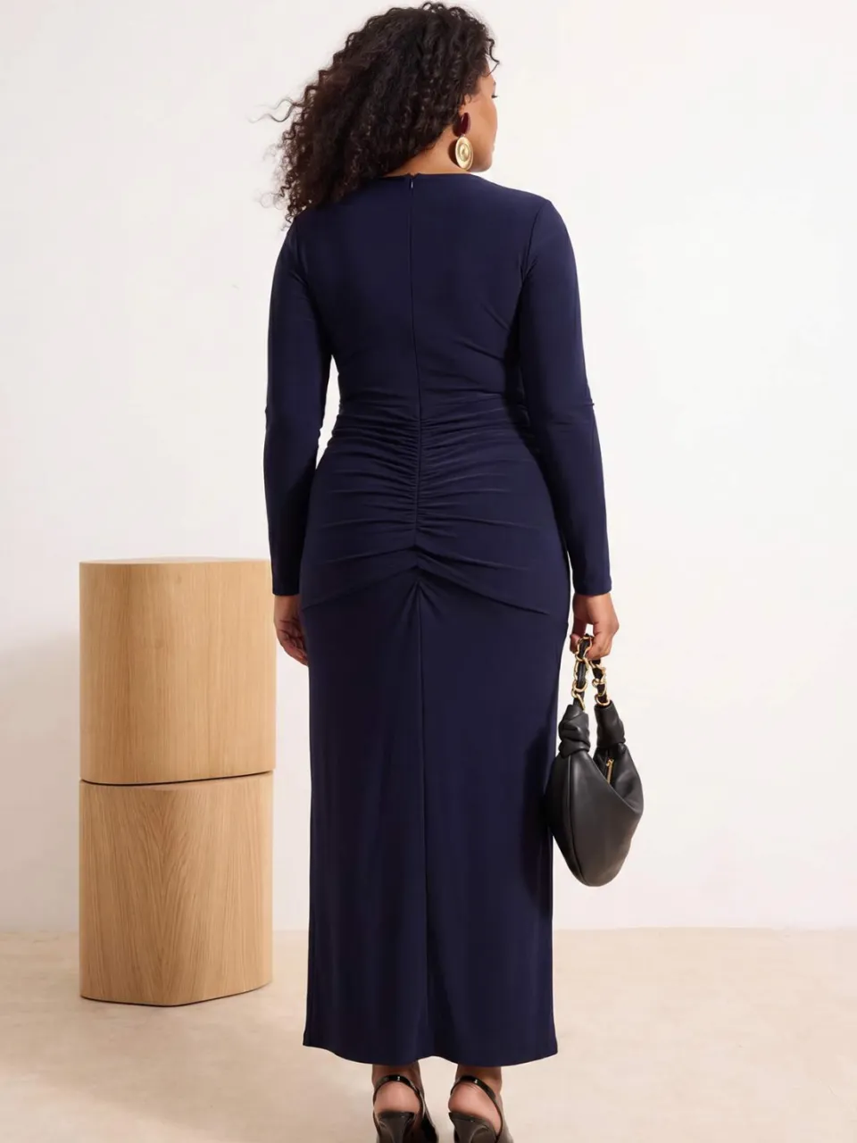 Trendyol Curve Dames Donkerblauw Effen Maxi Mouwloos Recht Grote maten Jurk marineblauw/blauw, foto 2