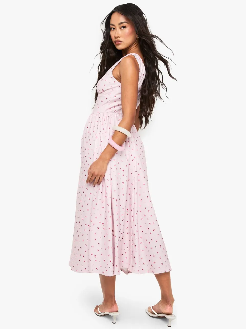 boohoo Dames Ditsy Bloemenprint Tie Front Milkmaid Midaxi Jurk roze, foto 2