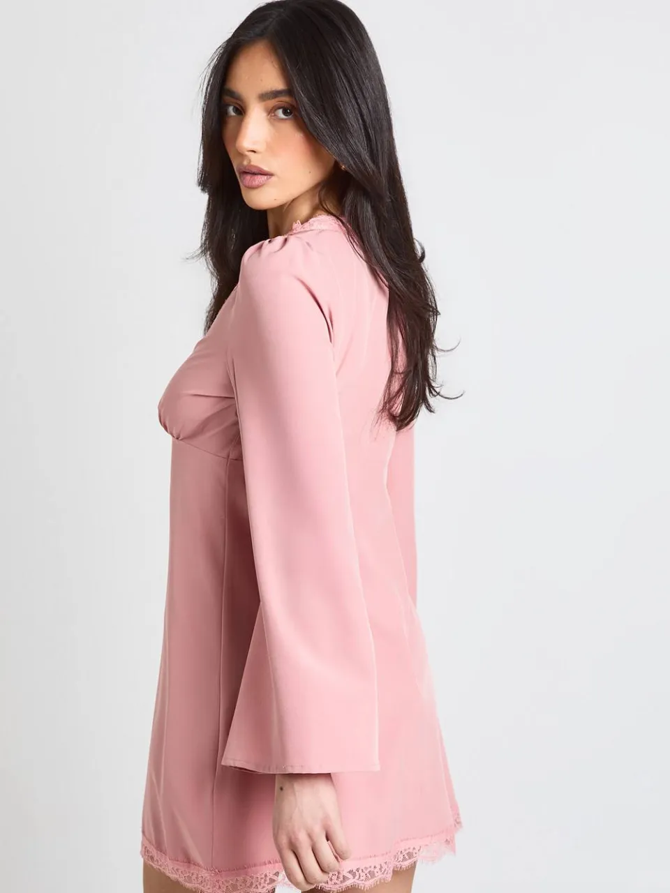 boohoo Dames Mini Jurk Met Uitlopende Mouwen En Kantafwerking woestijnroos, foto 2
