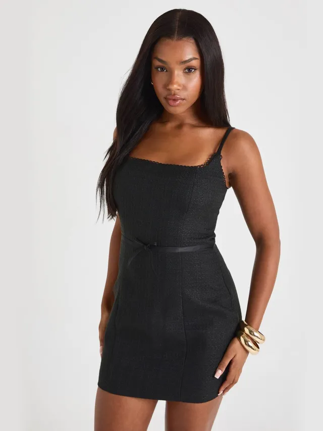boohoo Dames Boucle Bow Detail Mini Jurk Zwart