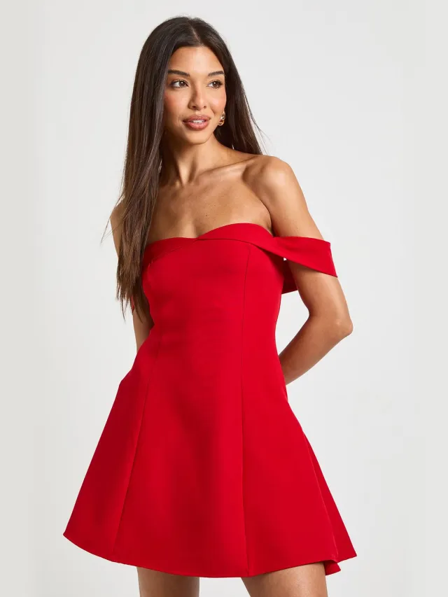 boohoo Dames Petite Bardot Gestructureerde Mini Jurk Rood