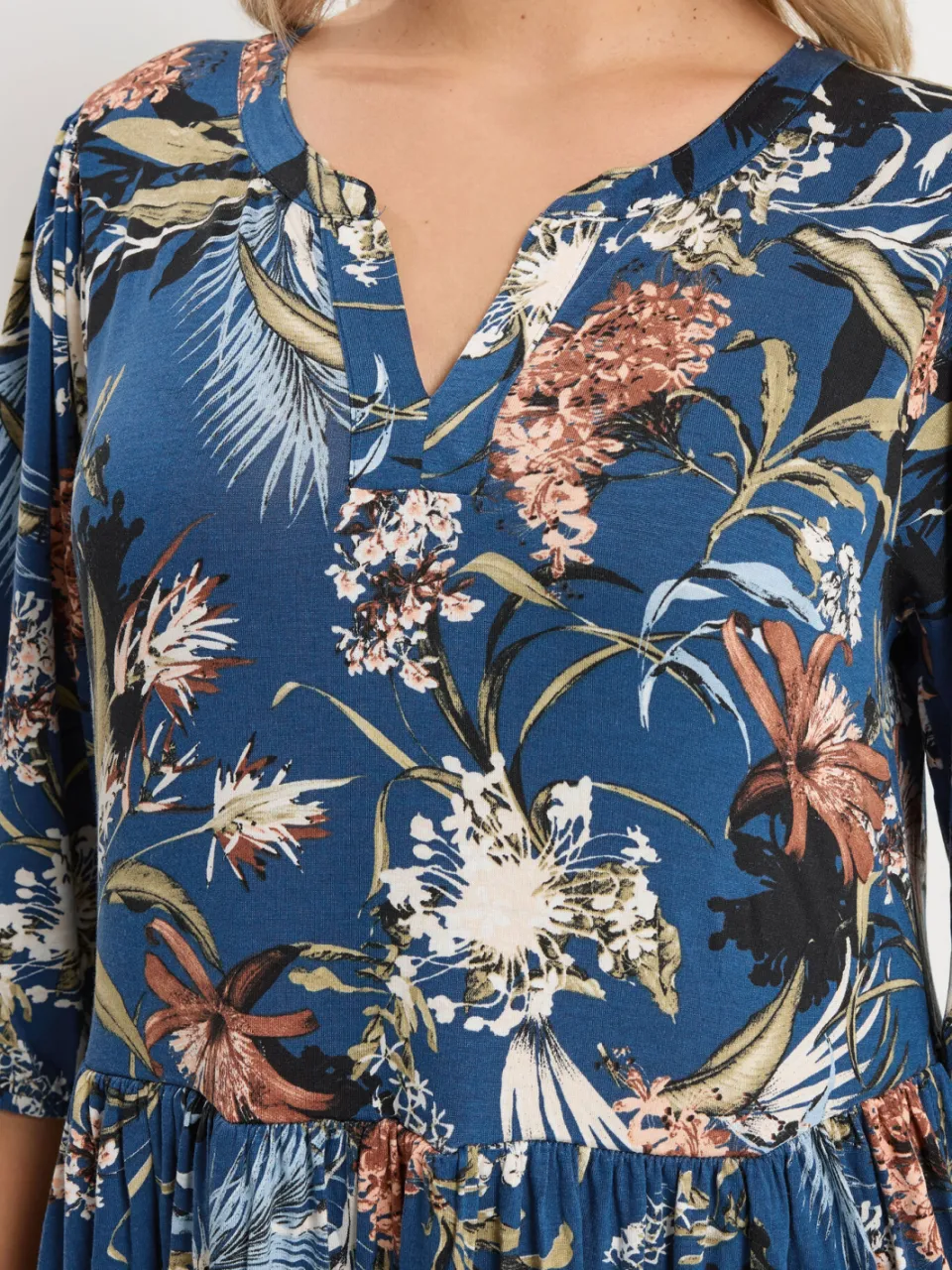Yours Blauwe Wikkeljurk Met Bloemenprint, foto 4