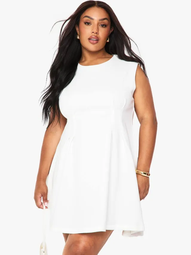 boohoo Dames Plus gestructureerde geplooide shift-jurk Wit