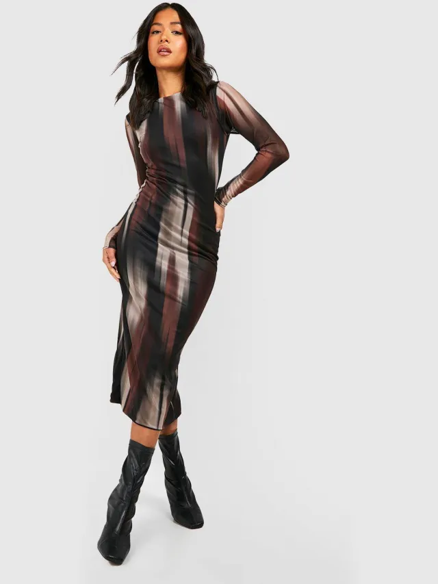boohoo Dames Petite Mesh Lange Mouwen Midaxi Jurk Multicolor