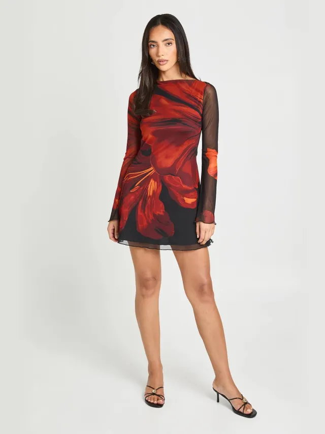 boohoo Dames Mesh Mini Jurk Met Bloemenprint En Uitlopende Mouwen Zwart