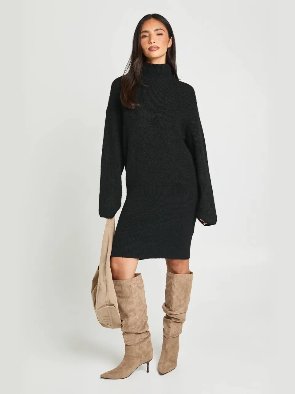 boohoo Dames Mini gebreide jurk met hoge hals en getailleerde zoom zwart, foto 3